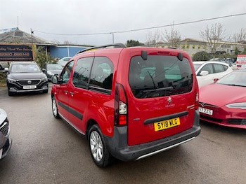 Used Peugeot Partner Tepee 2018 for sale - 77248301: Photo