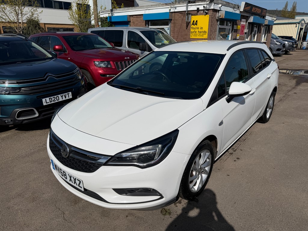 Used Vauxhall Astra 2018 for sale - 78166000: Photo 2