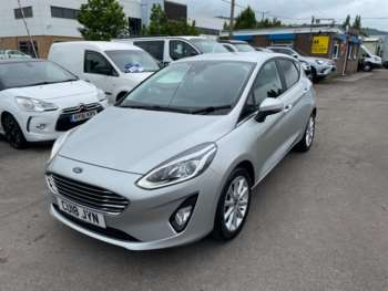 Used Ford Fiesta 2018 for sale - 71281010: Photo