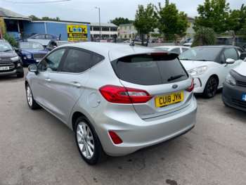 Used Ford Fiesta 2018 for sale - 71281010: Photo