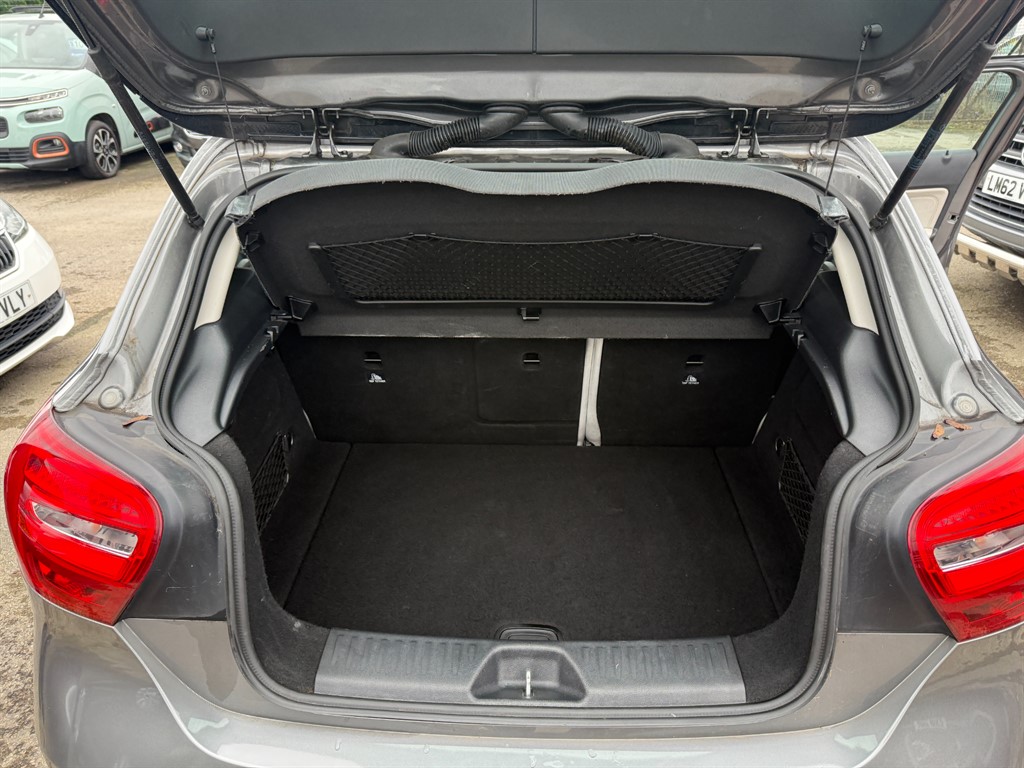 Used Mercedes-Benz A-Class 2015 for sale - 77414201: Photo 9