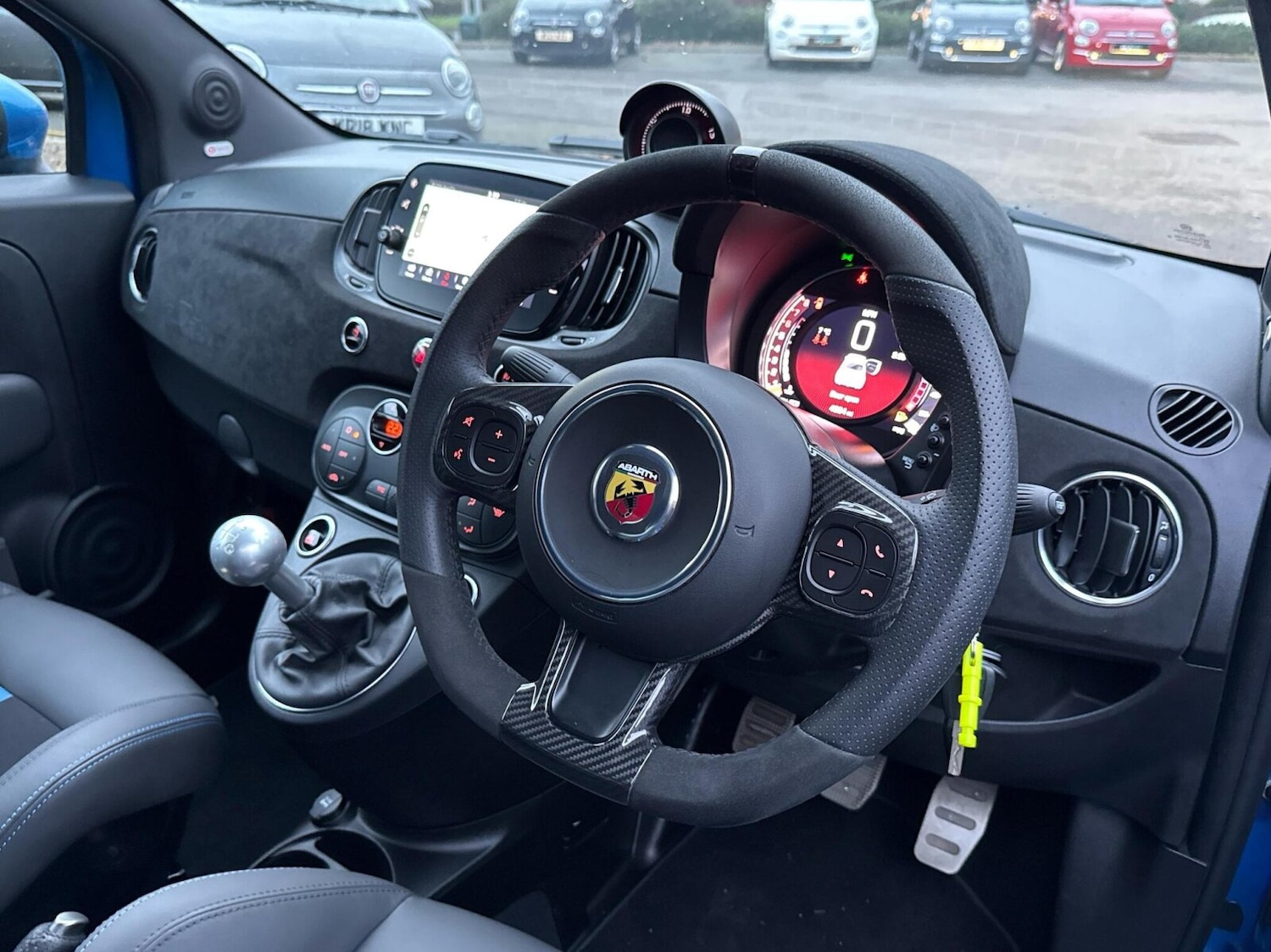 Used Abarth 695 2023 for sale - 76777149: Photo 11