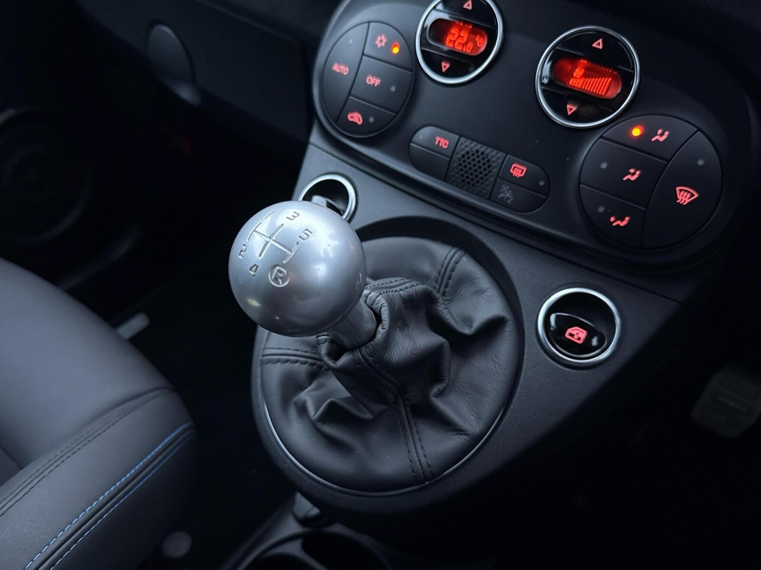 Used Abarth 695 2023 for sale - 76777149: Photo 16