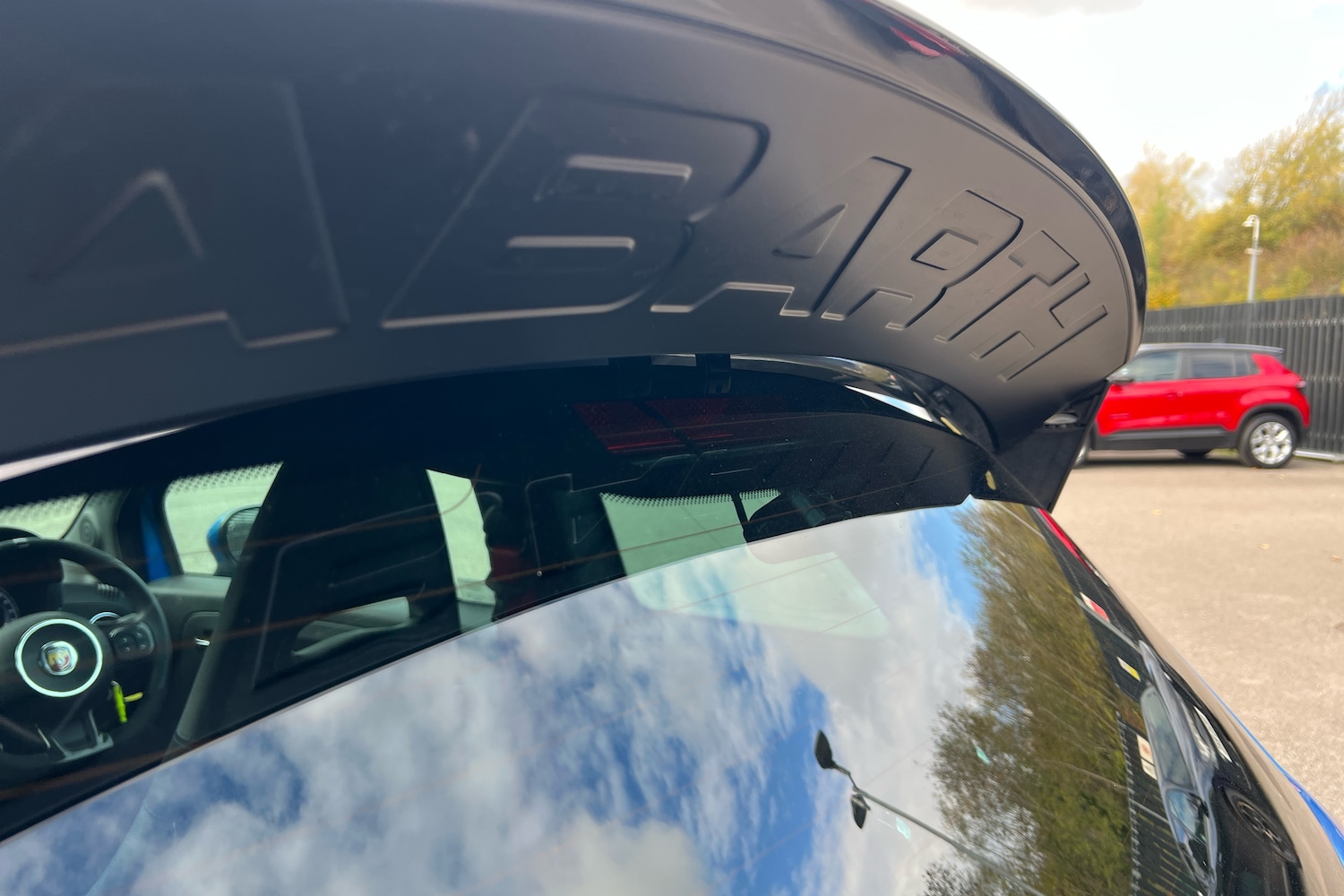 Used Abarth 695 2023 for sale - 76777149: Photo 18