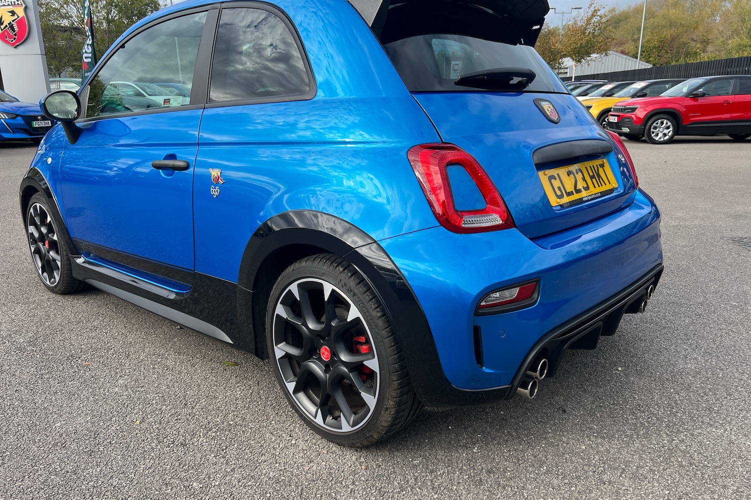 Used Abarth 695 2023 for sale - 76777149: Photo 5