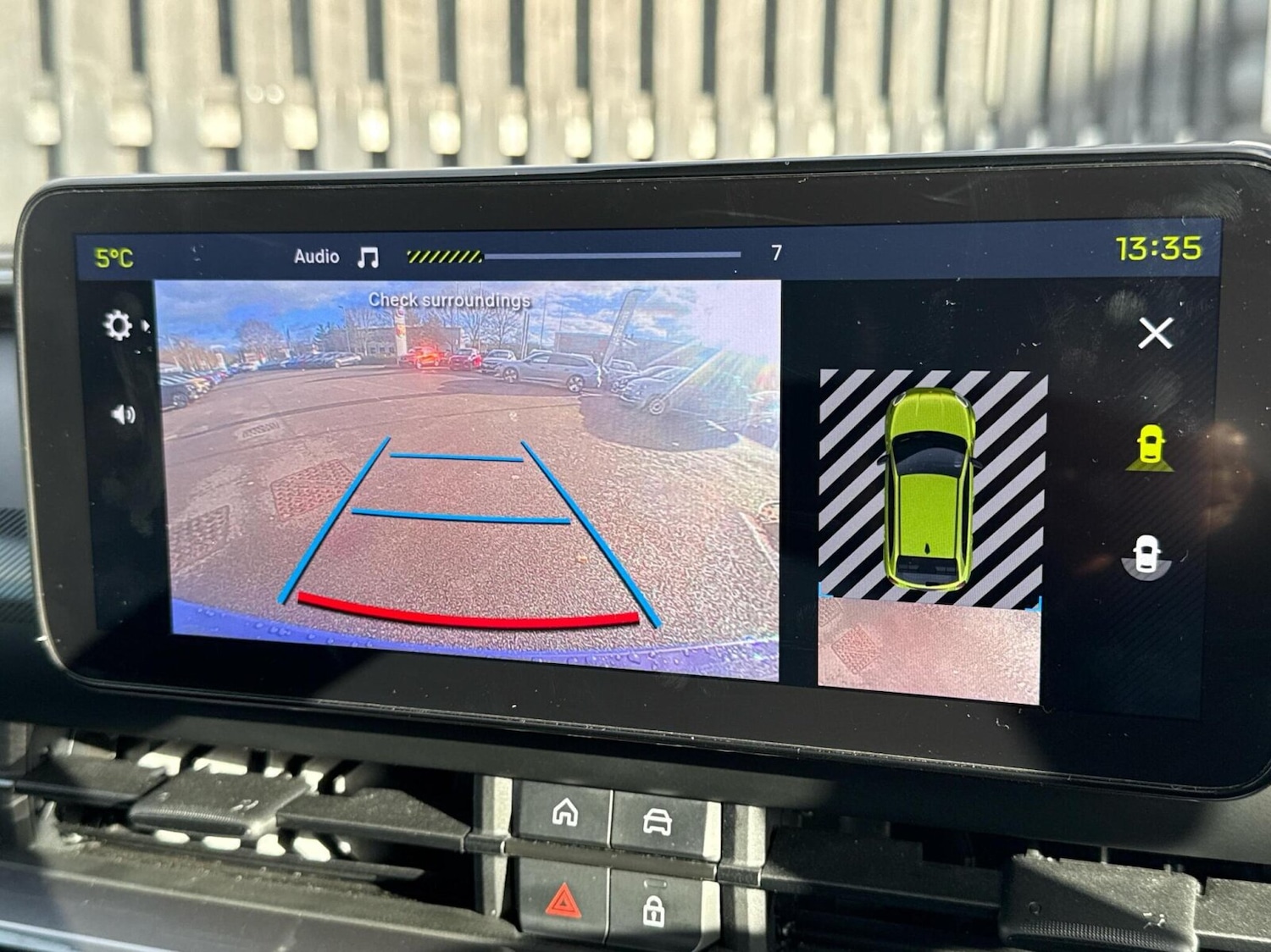 Used Abarth 600e 2025 for sale - 76680242: Photo 19