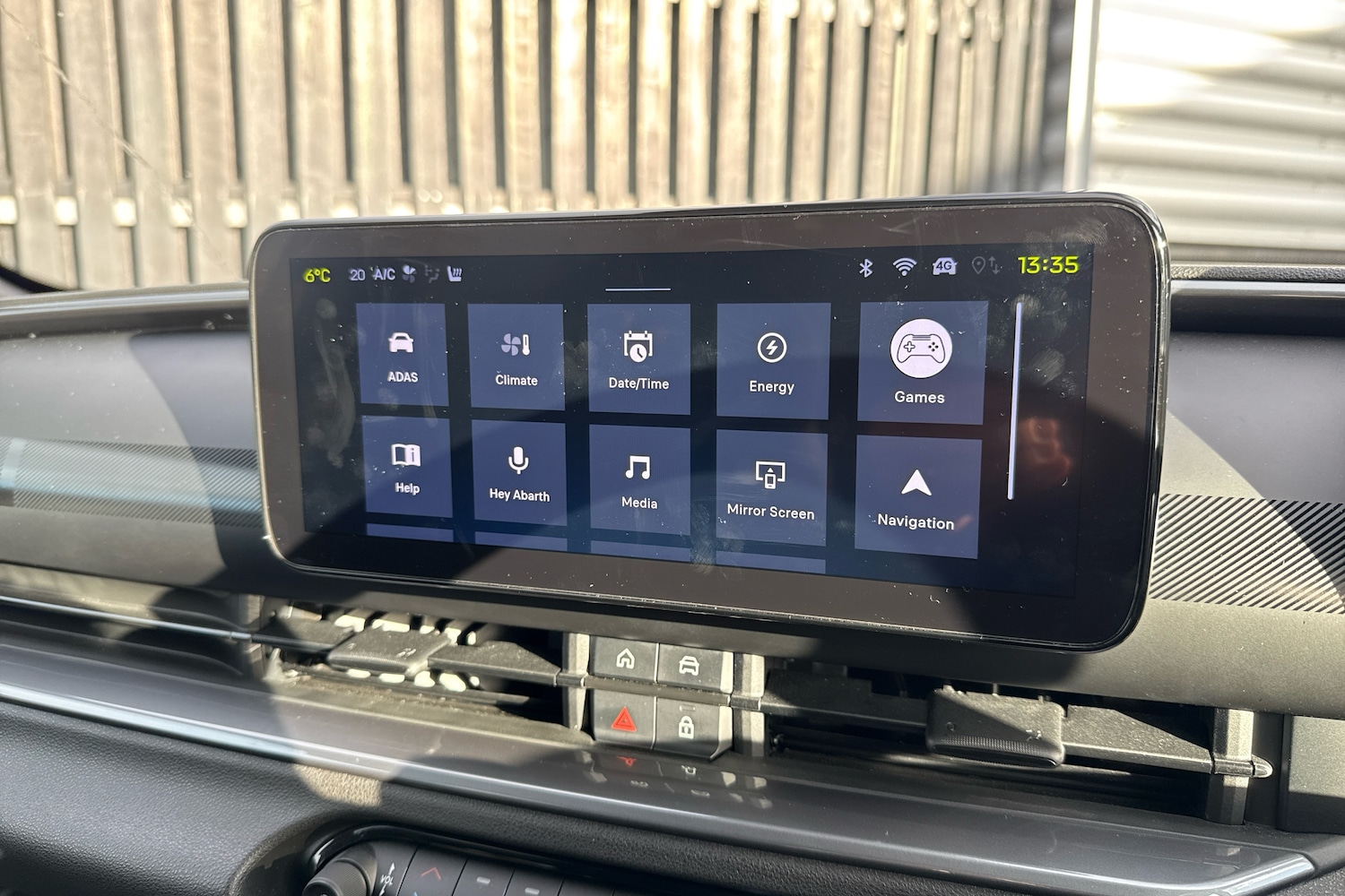 Used Abarth 600e 2025 for sale - 76680242: Photo 21