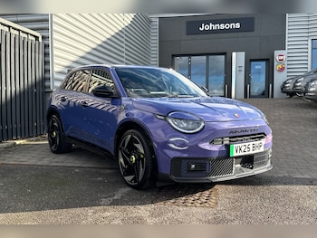 Used Abarth 600e 2025 for sale - 76680242: Photo