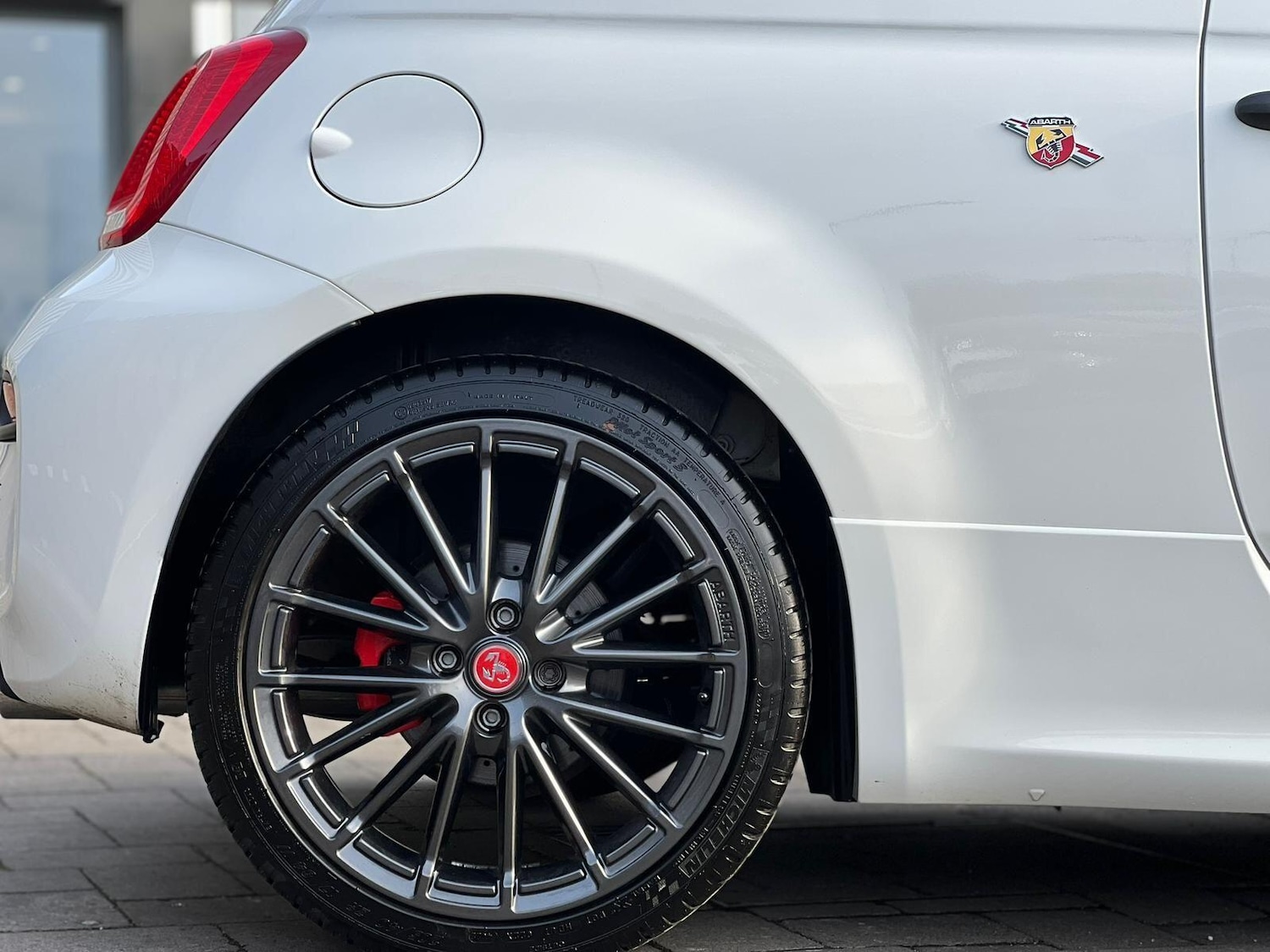 Used Abarth 695 2024 for sale - 77977247: Photo 10