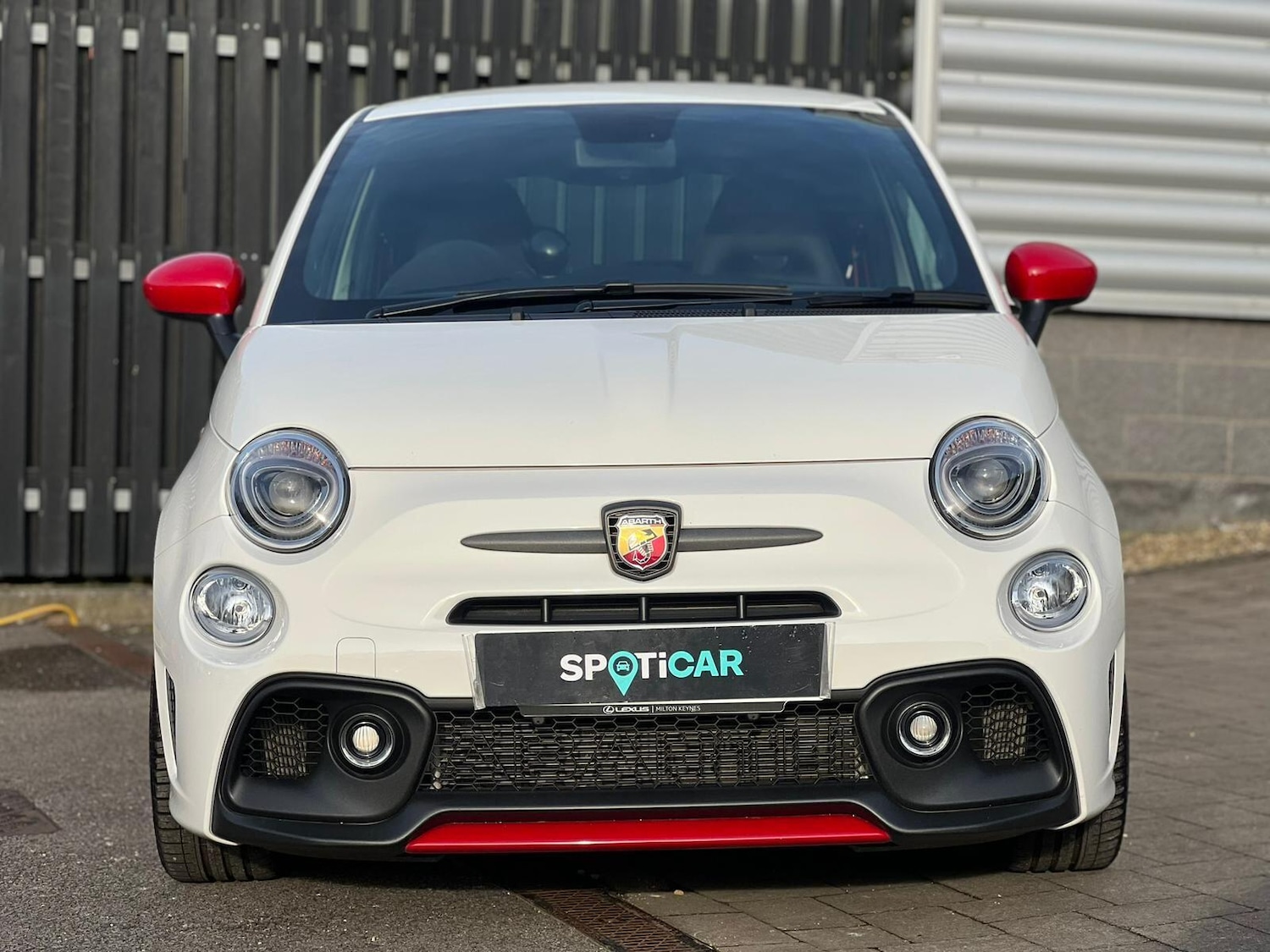 Used Abarth 695 2024 for sale - 77977247: Photo 2
