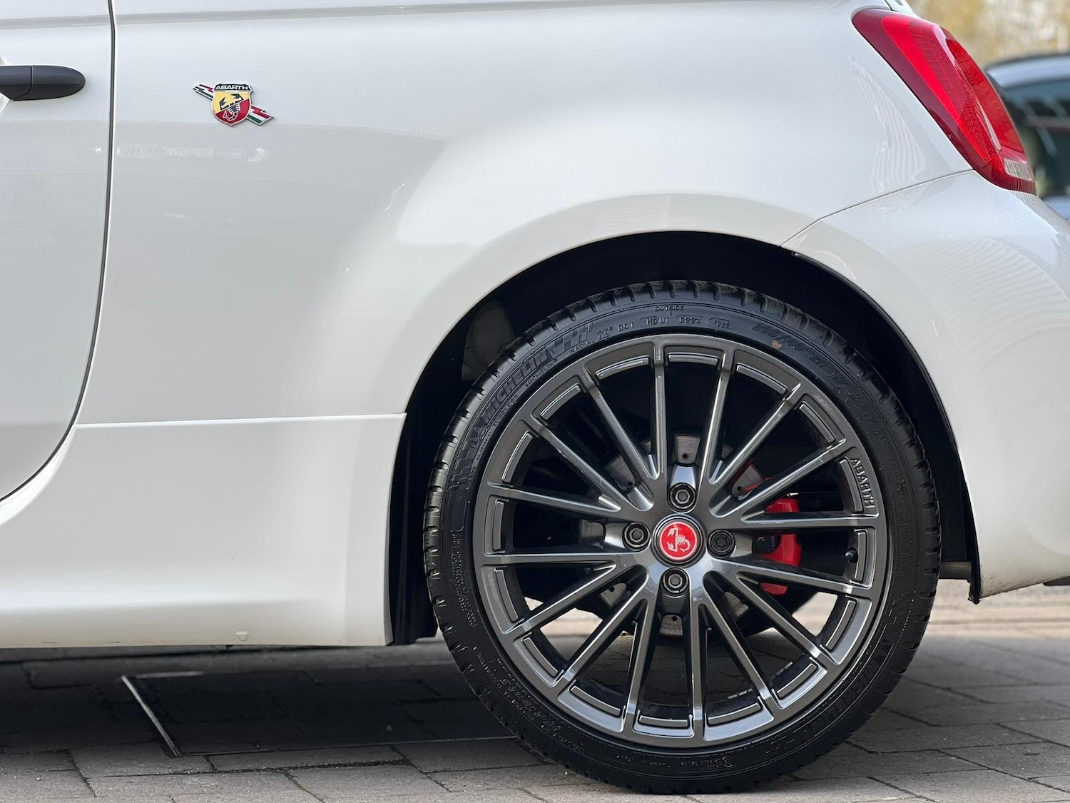 Used Abarth 695 2024 for sale - 77977247: Photo 5