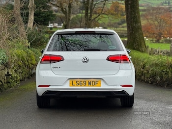 Used Volkswagen Golf 2019 for sale - 76389492: Photo