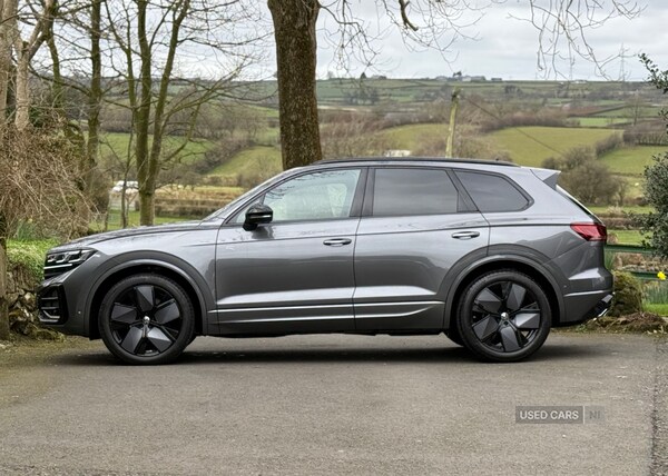 Used Volkswagen Touareg for sale - 74213957: Photo 6