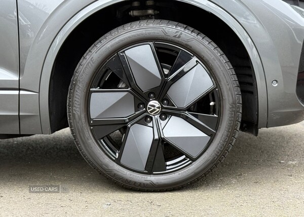 Used Volkswagen Touareg for sale - 74213957: Photo 8