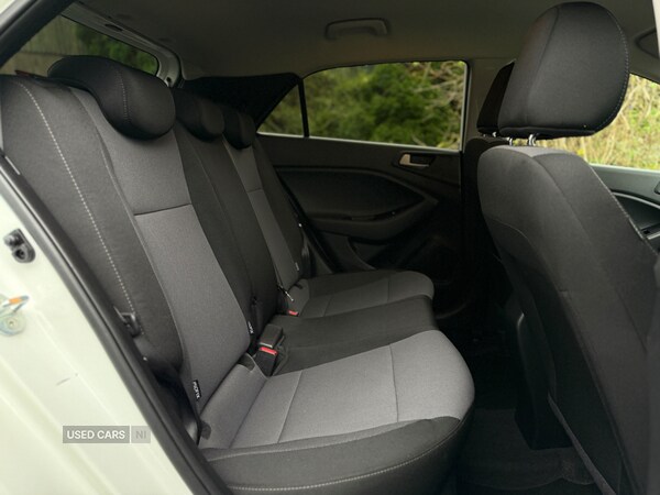 Used Hyundai i20 2018 for sale - 76327458: Photo 18