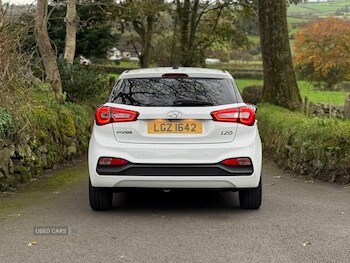 Used Hyundai i20 2018 for sale - 76327458: Photo