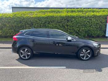 Used Volvo V40 2015 for sale - 74778185: Photo