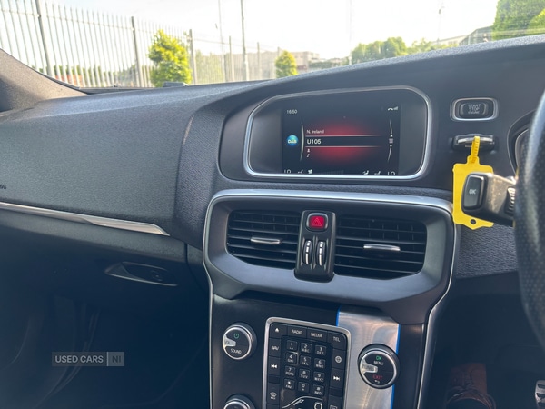 Used Volvo V40 2015 for sale - 76621351: Photo 12