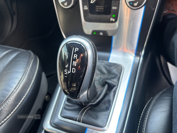 Used Volvo V40 2015 for sale - 76621351: Photo 16