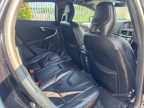 Used Volvo V40 2015 for sale - 76621351: Photo 7