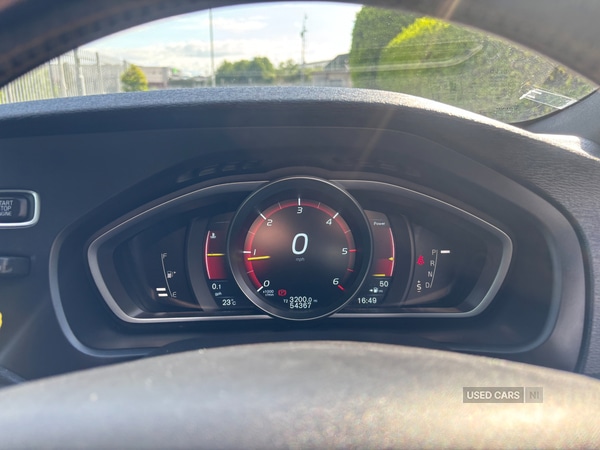 Used Volvo V40 2015 for sale - 76621351: Photo 9