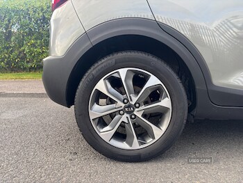 Used Kia Stonic 2017 for sale - 76201765: Photo 4