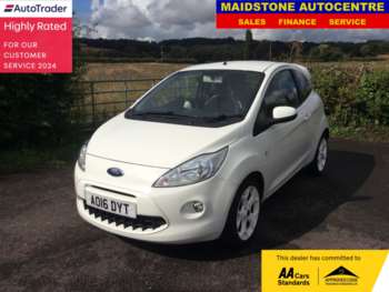 2016 (16) - 1.2 Zetec White Edition 3dr