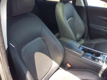 Used Jaguar XE 2017 for sale - 75079184: Photo