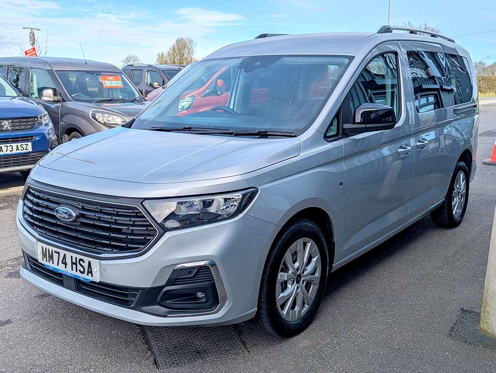 Used Ford Grand Tourneo Connect 2025 for sale - 77813423: Photo 2