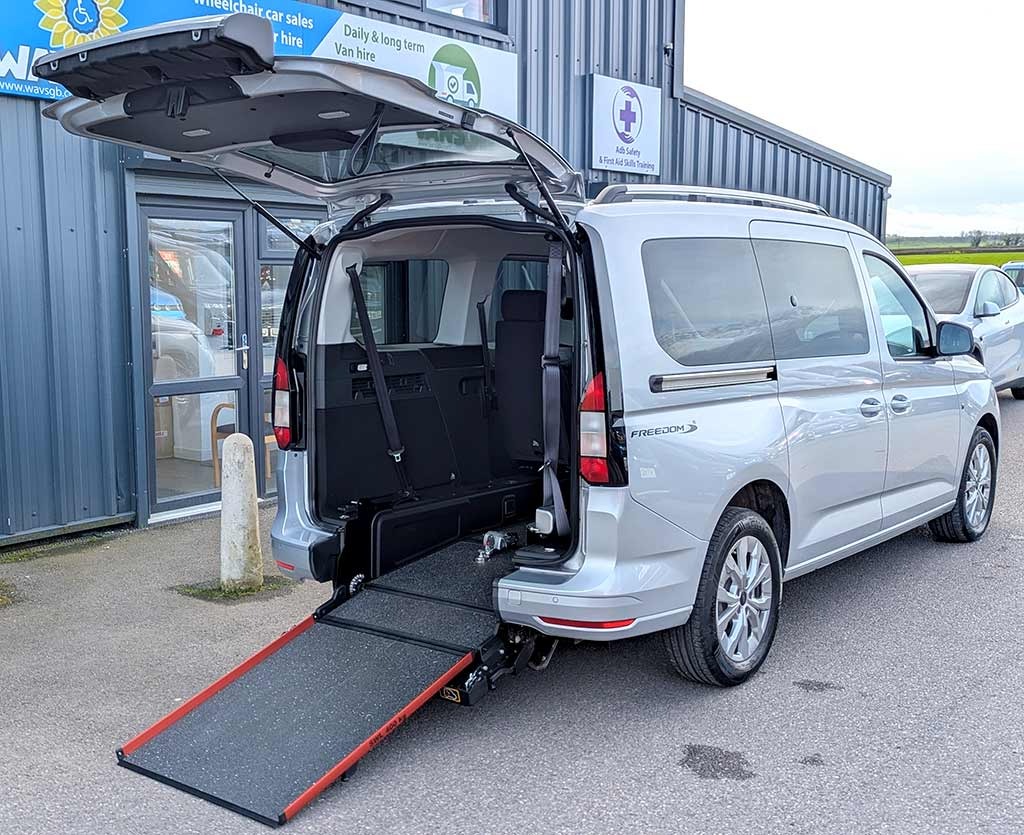 Used Ford Grand Tourneo Connect 2025 for sale - 77813423: Photo 7