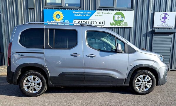 Used Peugeot Rifter 2020 for sale - 76142008: Photo 11