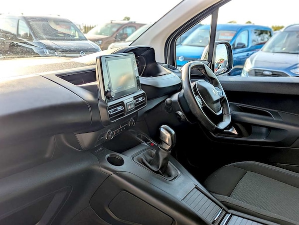 Used Peugeot Rifter 2020 for sale - 76142008: Photo 14