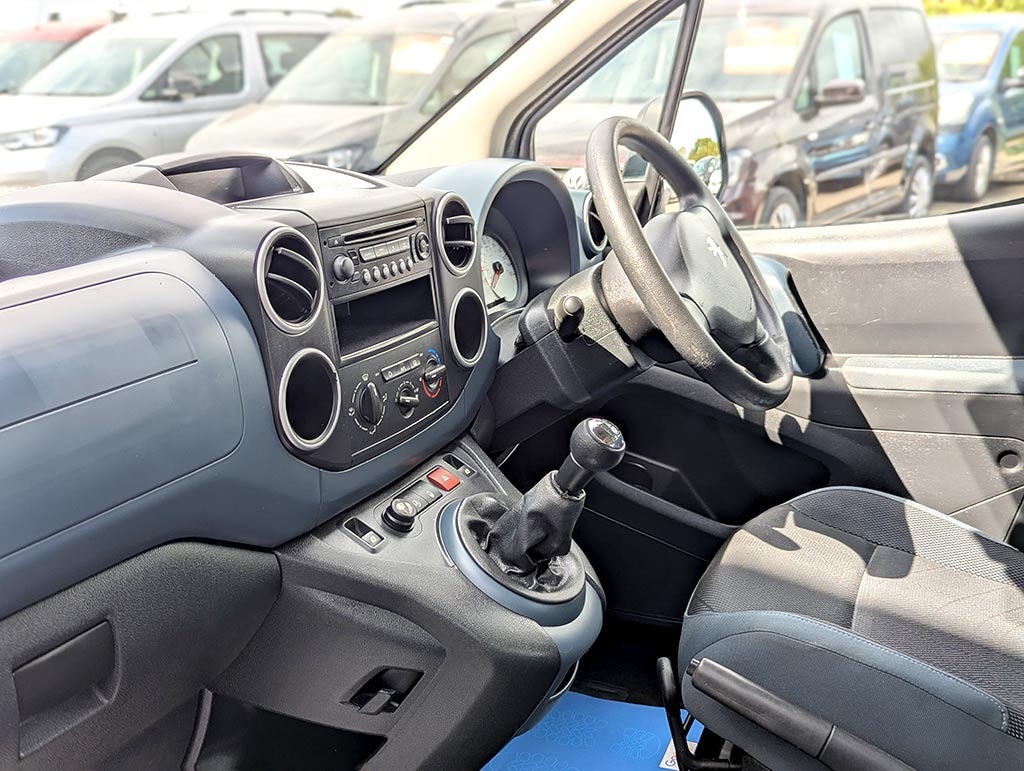 Used Peugeot Partner Tepee 2012 for sale - 75690003: Photo 14