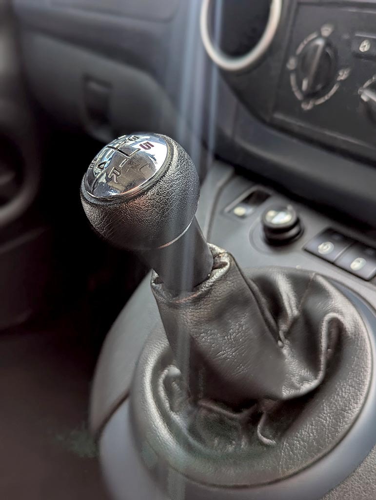 Used Peugeot Partner Tepee 2012 for sale - 75690003: Photo 16