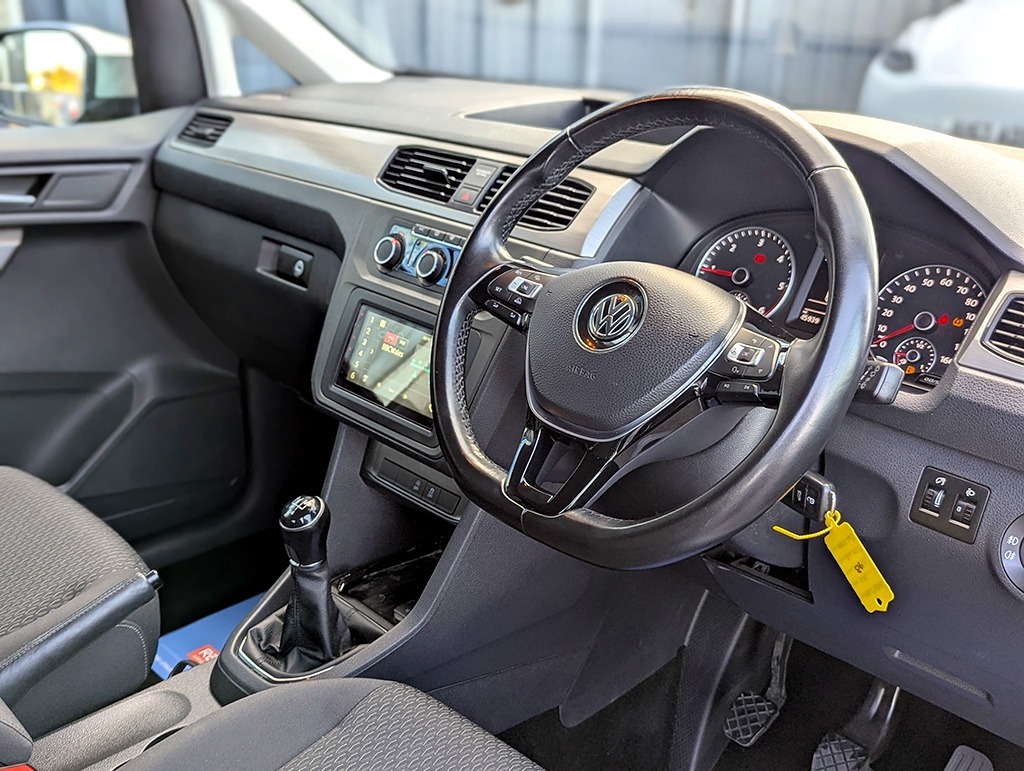 Used Volkswagen Caddy Maxi Life 2019 for sale - 76391401: Photo 14