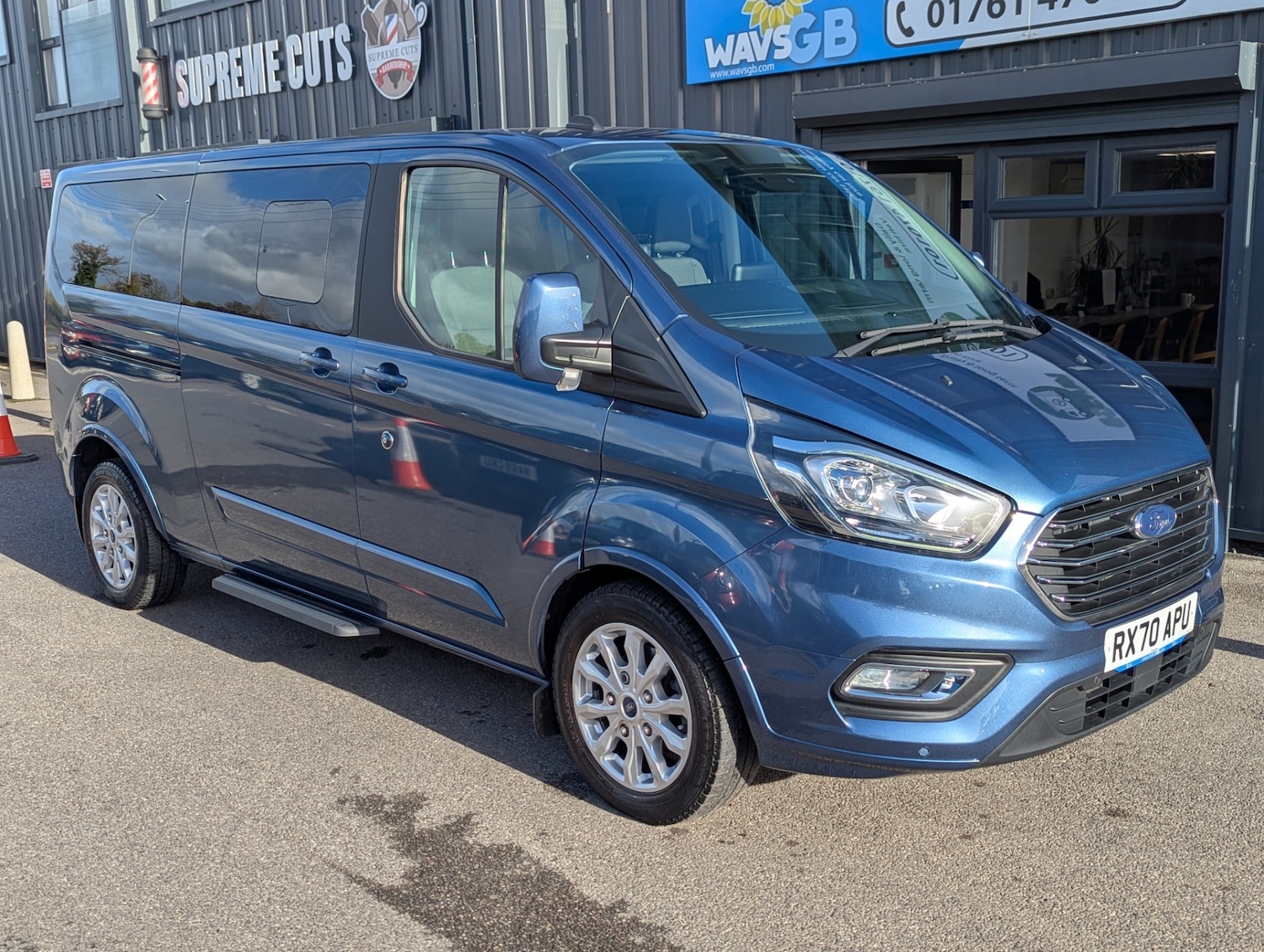 Used Ford Tourneo Custom 2020 for sale - 76402913: Photo 4