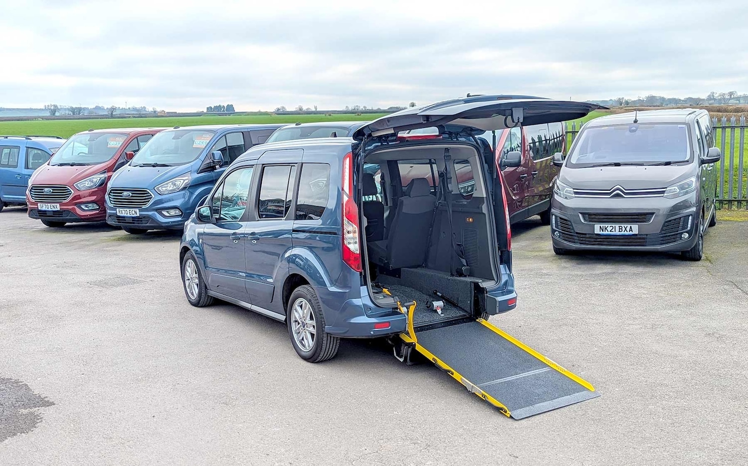 Used Ford Tourneo Connect 2021 for sale - 77729984: Photo 2