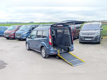 Used Ford Tourneo Connect 2021 for sale - 77729984: Photo