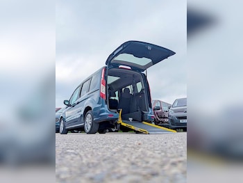 Used Ford Tourneo Connect 2021 for sale - 77729984: Photo