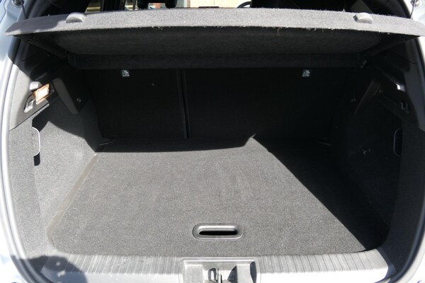 Used Renault Captur 2022 for sale - 76214297: Photo 8
