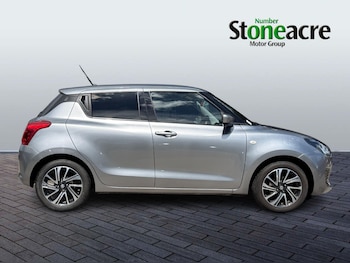 Used Suzuki Swift 2023 for sale - 78892133: Photo