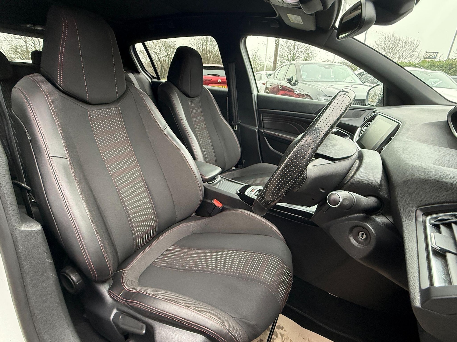 Used Peugeot 308 2018 for sale - 77469296: Photo 18