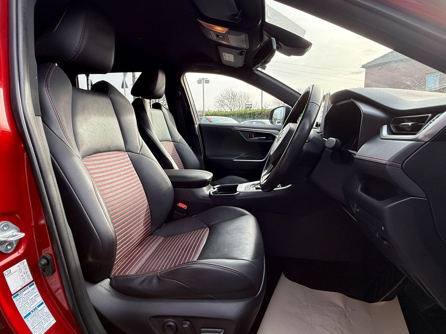 Used Toyota RAV4 2021 for sale - 77598628: Photo 11