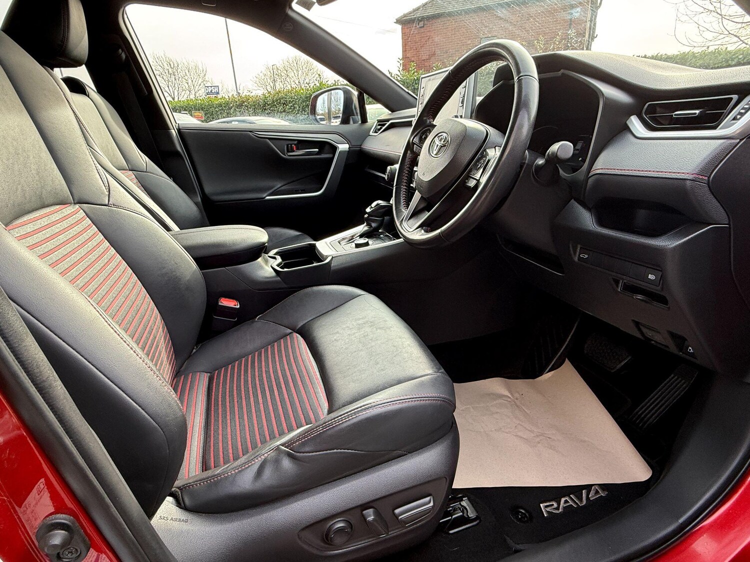 Used Toyota RAV4 2021 for sale - 77598628: Photo 12