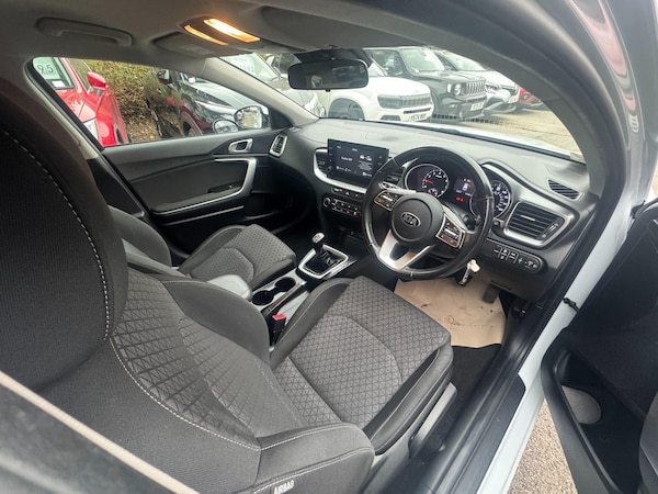 Used Kia Ceed 2020 for sale - 76307638: Photo 9