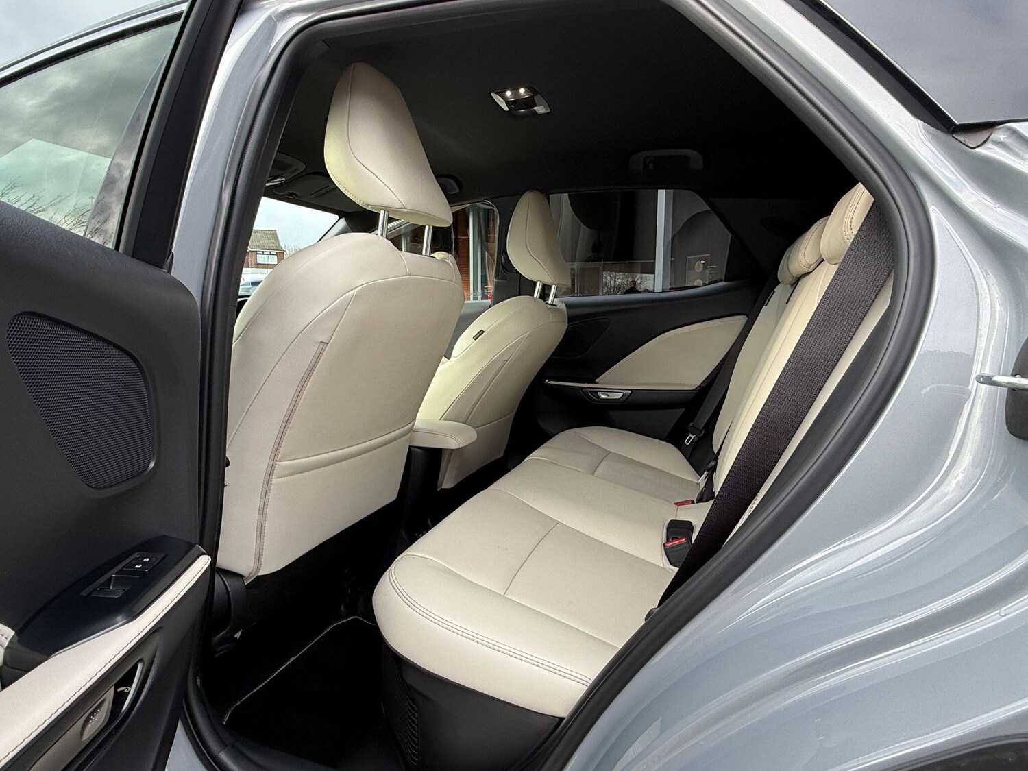 Used Lexus LBX 2024 for sale - 77738119: Photo 24