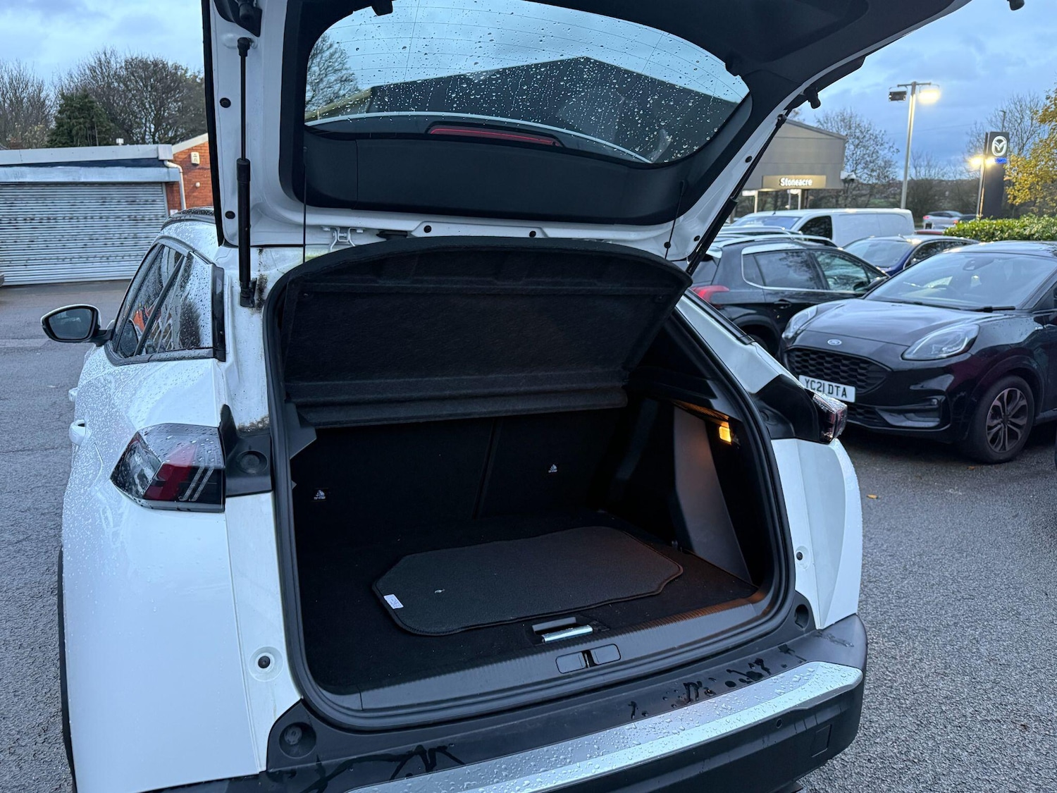 Used Peugeot 2008 2021 for sale - 76913358: Photo 10