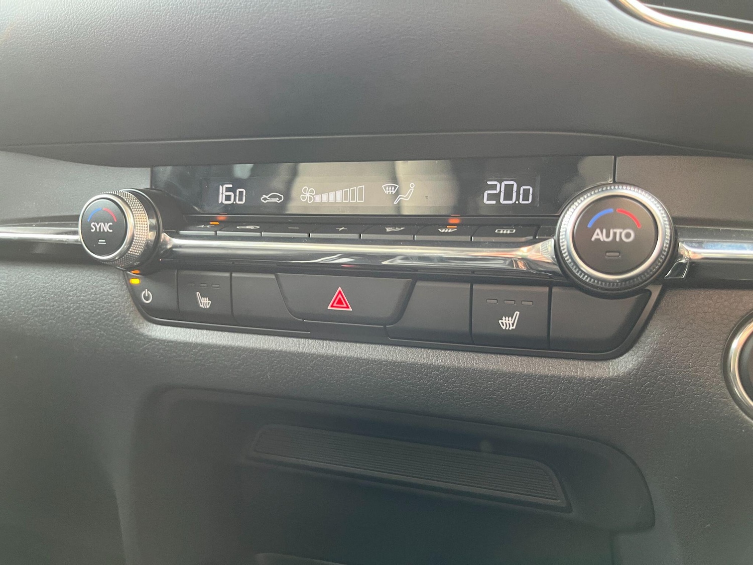 Used Mazda CX-30 2025 for sale - 77737180: Photo 23