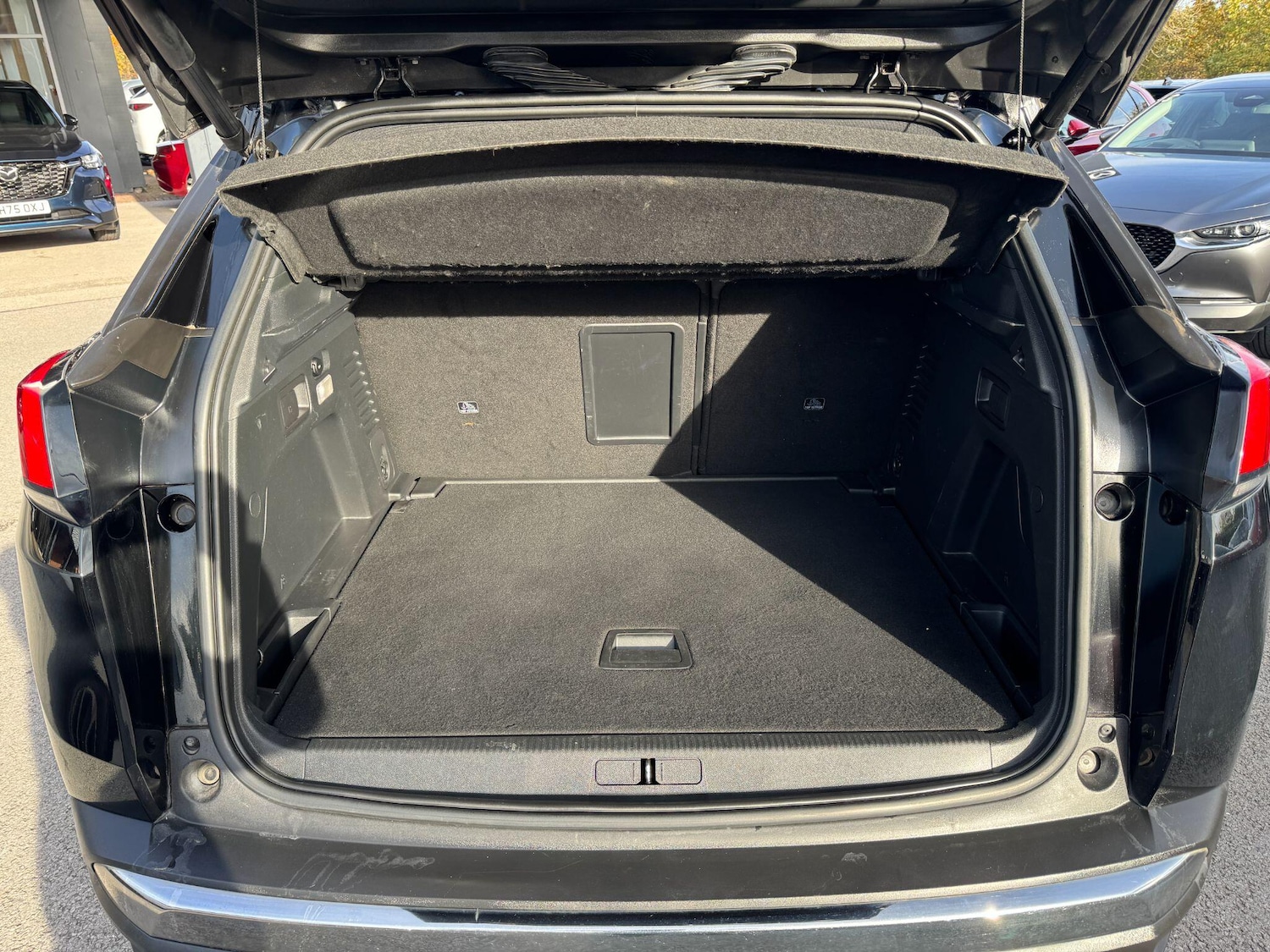 Used Peugeot 3008 2019 for sale - 76423947: Photo 11