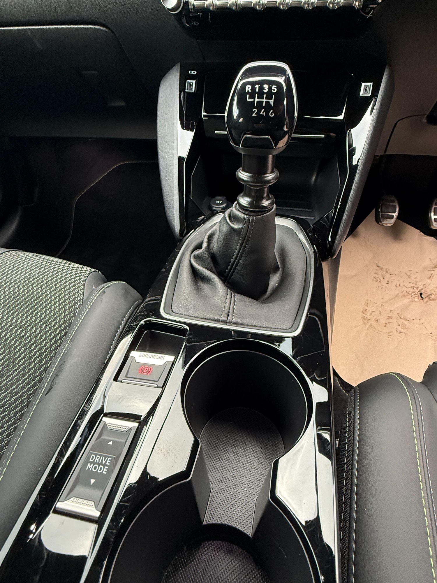 Used Peugeot 208 2024 for sale - 77824384: Photo 30